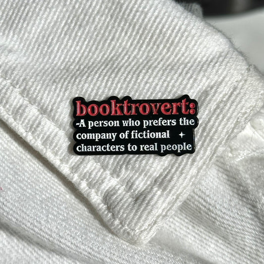 Pin "Booktrovert"