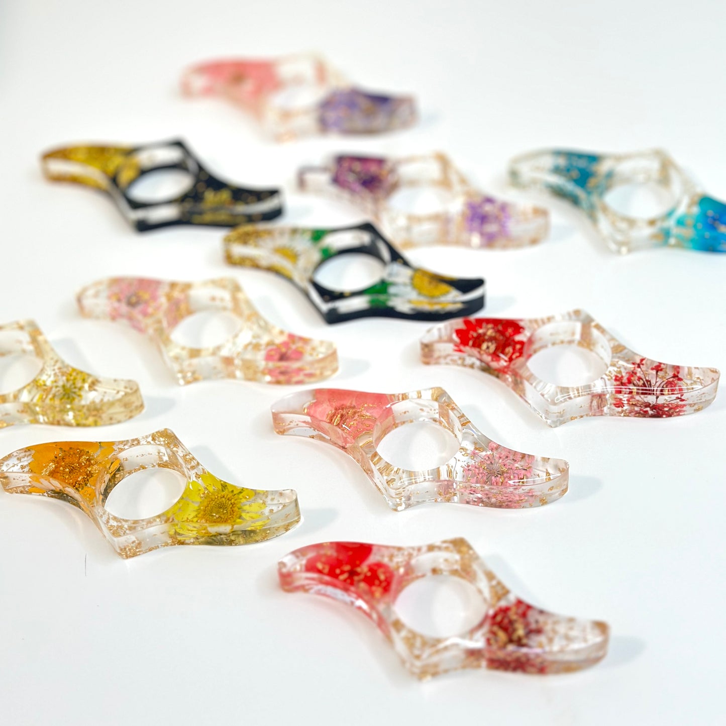 Page Holder for Books – Floral Acrylic 🌸