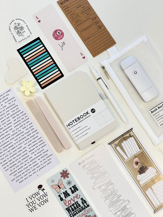 Your Arctic 🤍🧊⚪ Bookish Bundle