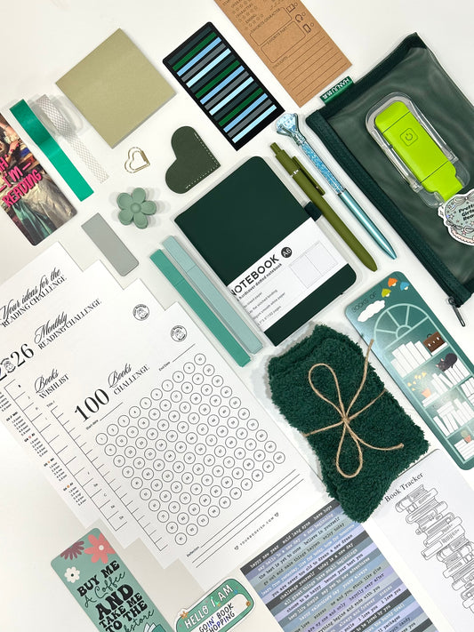Your Pinewood 💚🌲🌑 Bookish Bundle