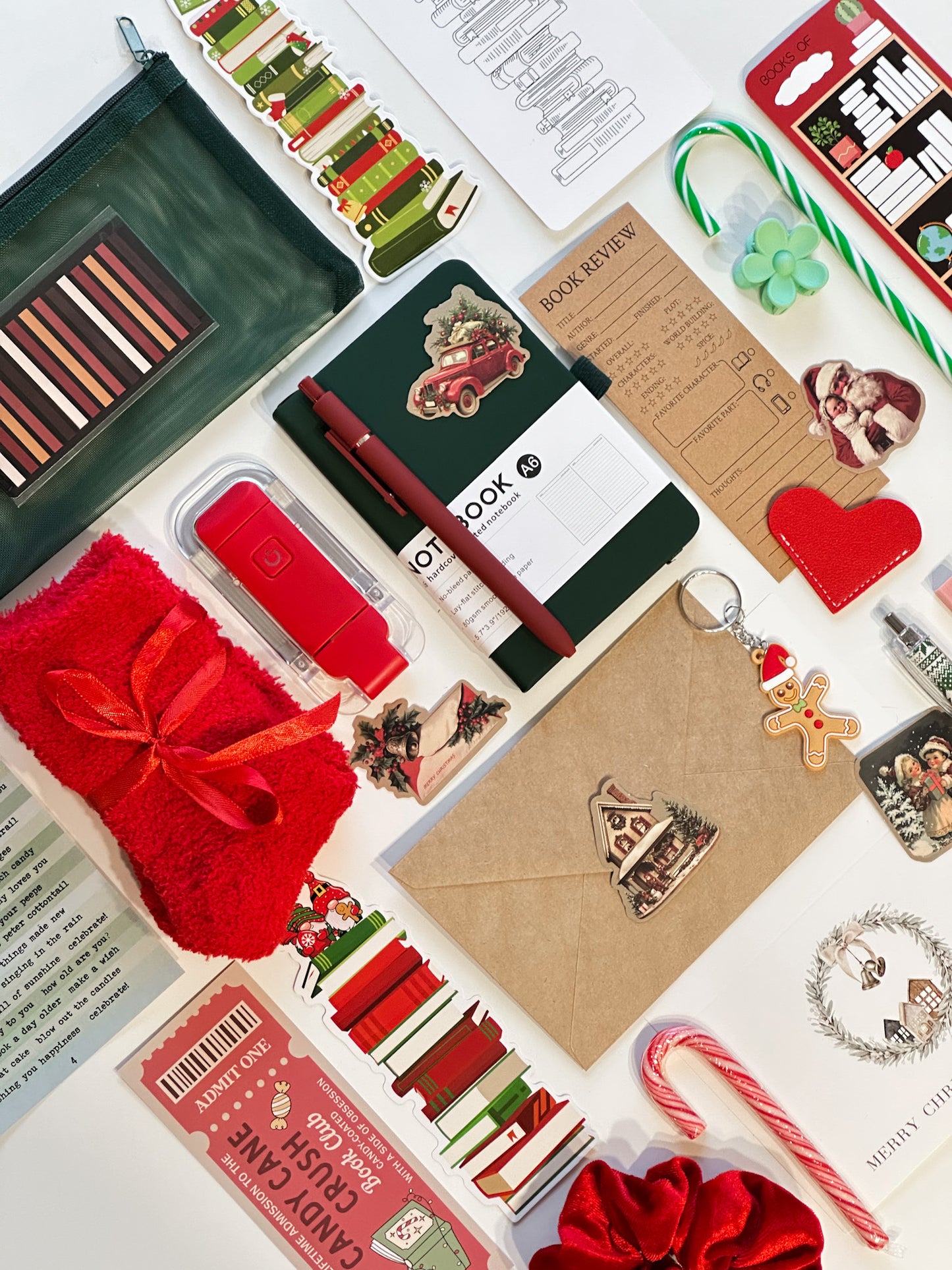 Your CHRISTMAS 🎅🏼🎄 Bookish Bundle - [Limited edition]