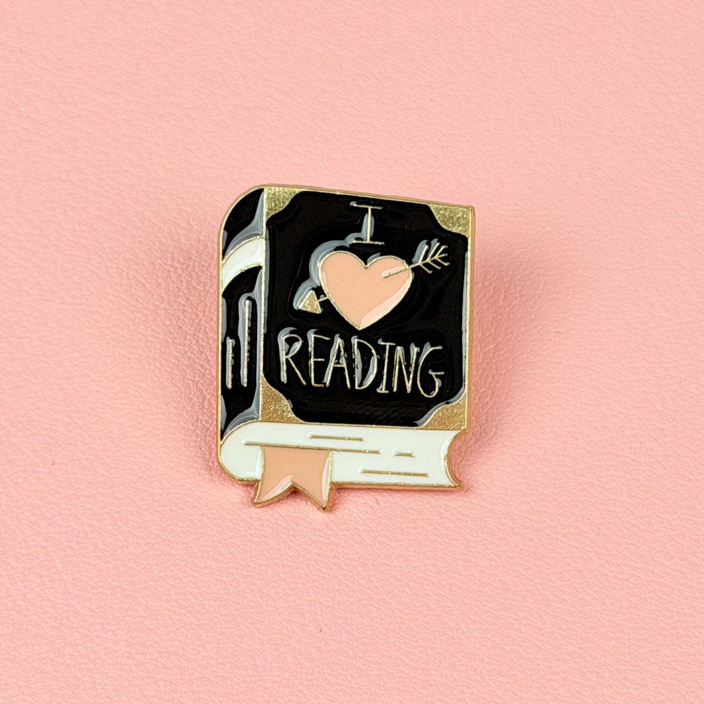 Pin “I love reading"
