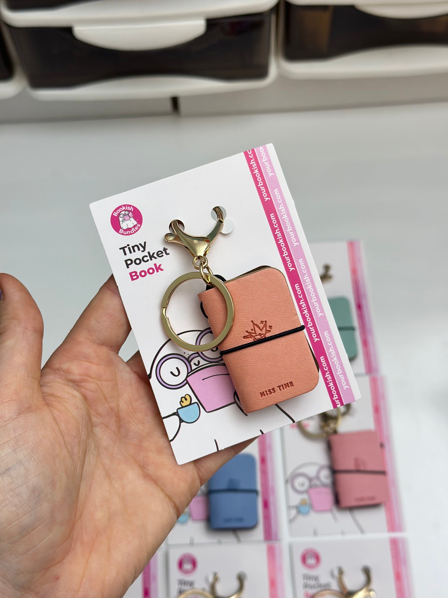 Tiny Pocket Book Keychain – Mini Notebook in 9 Cute Colors