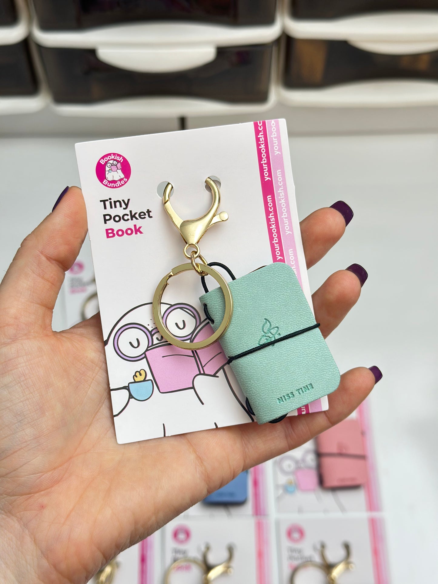 Tiny Pocket Book Keychain – Mini Notebook in 9 Cute Colors