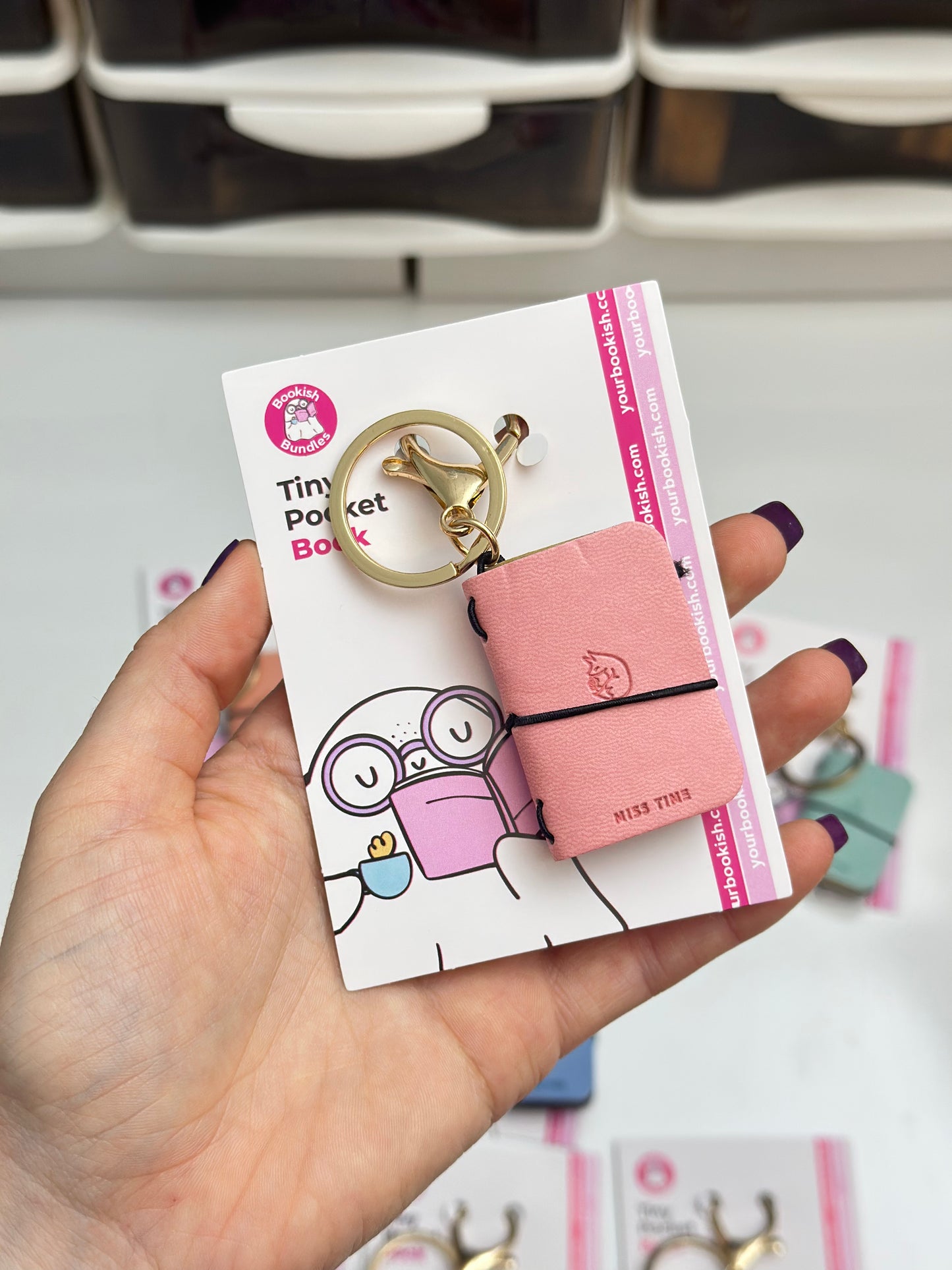 Tiny Pocket Book Keychain – Mini Notebook in 9 Cute Colors
